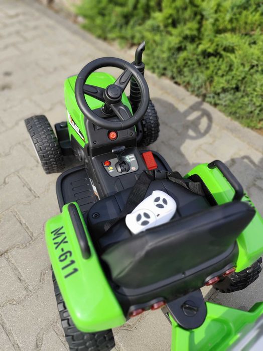 Traktor na Akumulator z Przyczepką - 2 Silniki - Pilot - NOWE