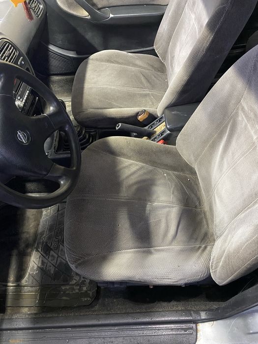 Продам нісан примера