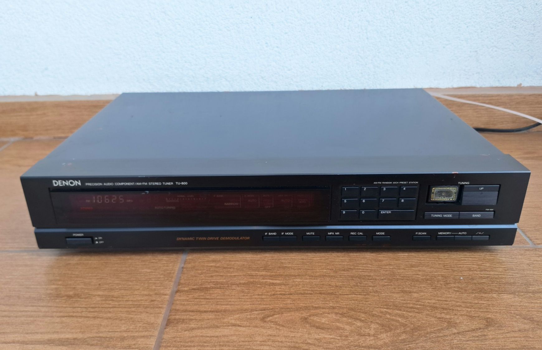 Tuner radiowy denon TU-800