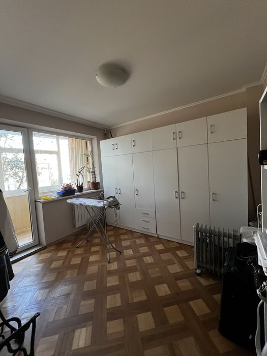 Продам 3-х к.кв Тарасовский въезд Конный рынок метро Защитников 7 мин
