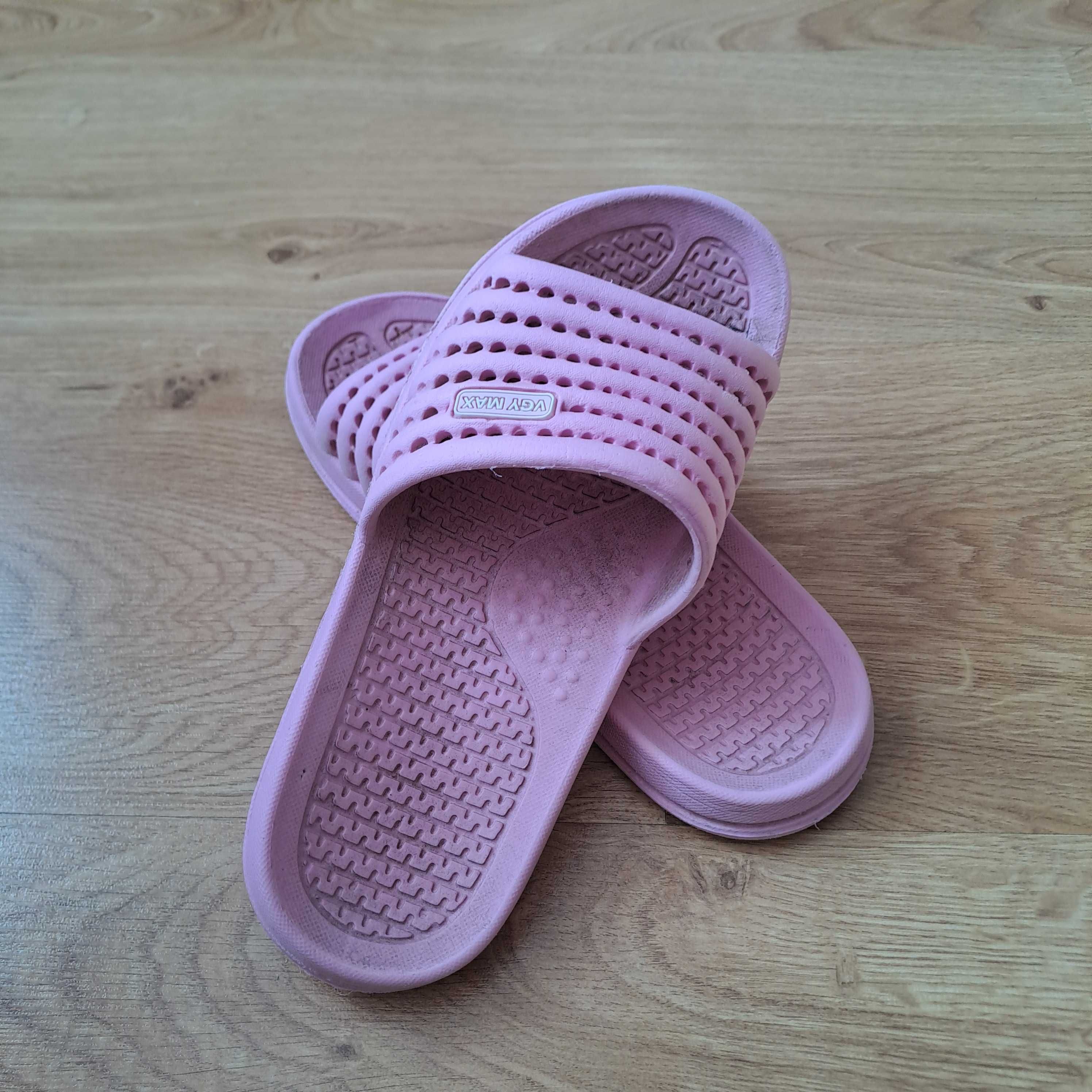 Klapki basenowe piankowe miękkie / rozmiar 36