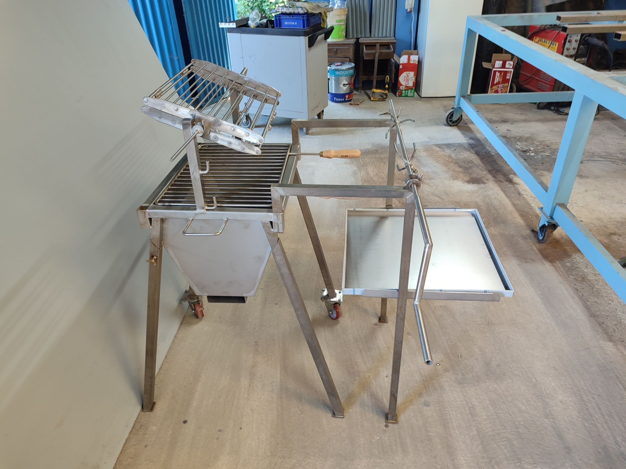Churrasqueira inox para pernil