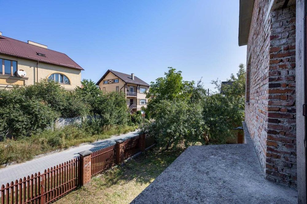 Продаж будинок м. Винники/введ. в експлуатацію,всі комунікації/ Львів