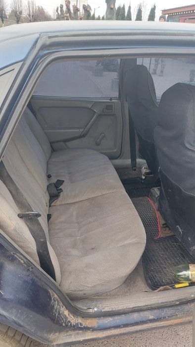 Опель вектра а 1992 мото1.6