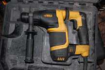 Młotowiertarka Dewalt D25052K