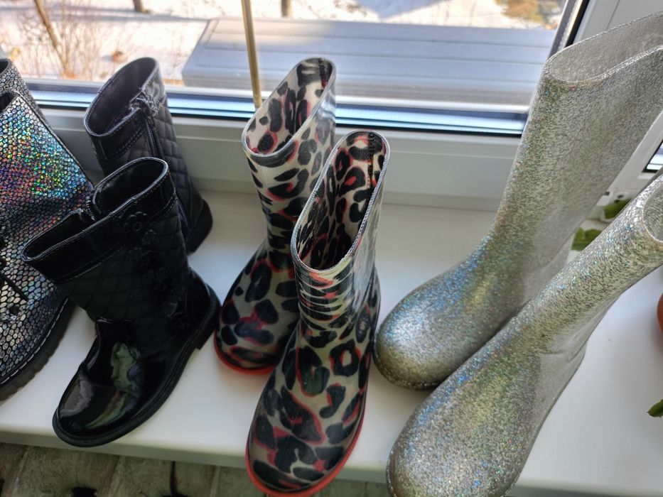 сапожки черевики дівчинці