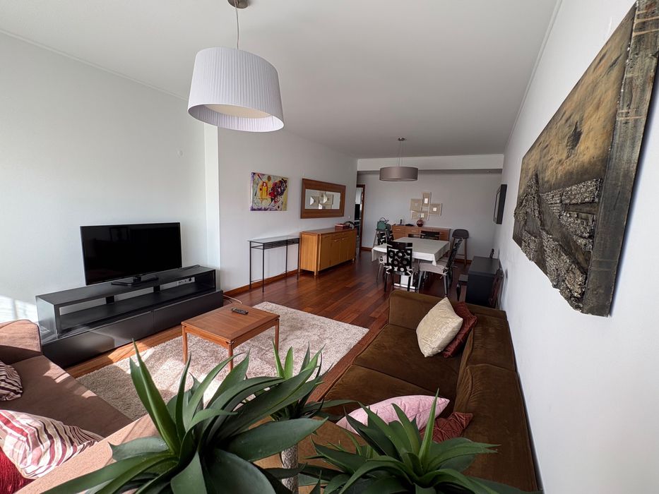 Apartamento T3 Mobilado – Central - Ponta Delgada