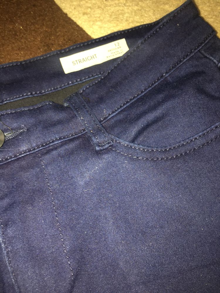 Класичні сині джинси розмір L