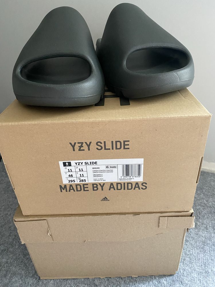 Nowe, oryginalne Yeezy Slide Onyx R:46