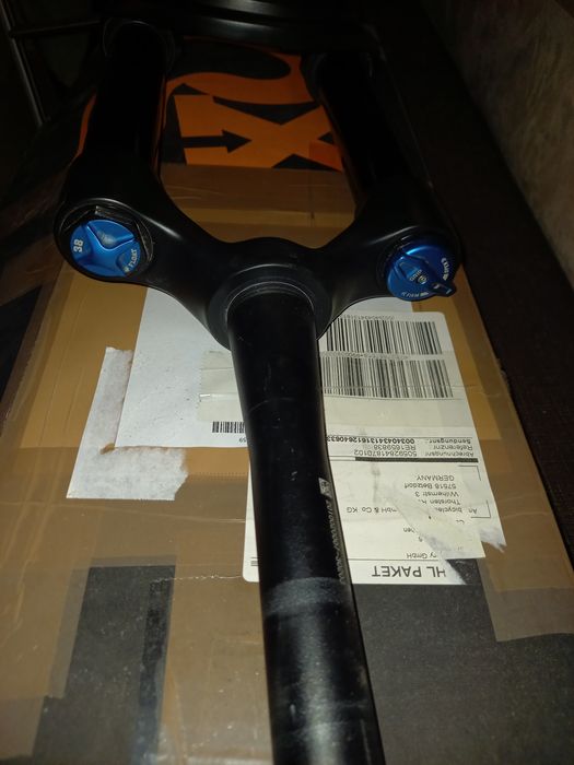 Fox 38 Performance  180mm