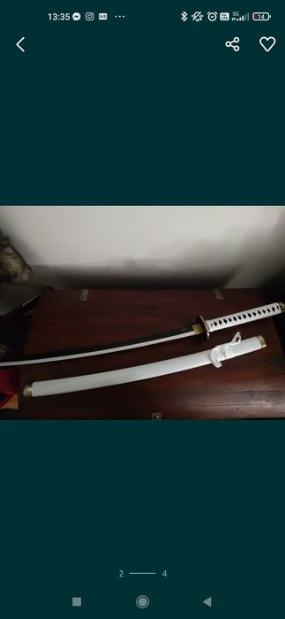 Bialy miecz katana drewniany z pochwą