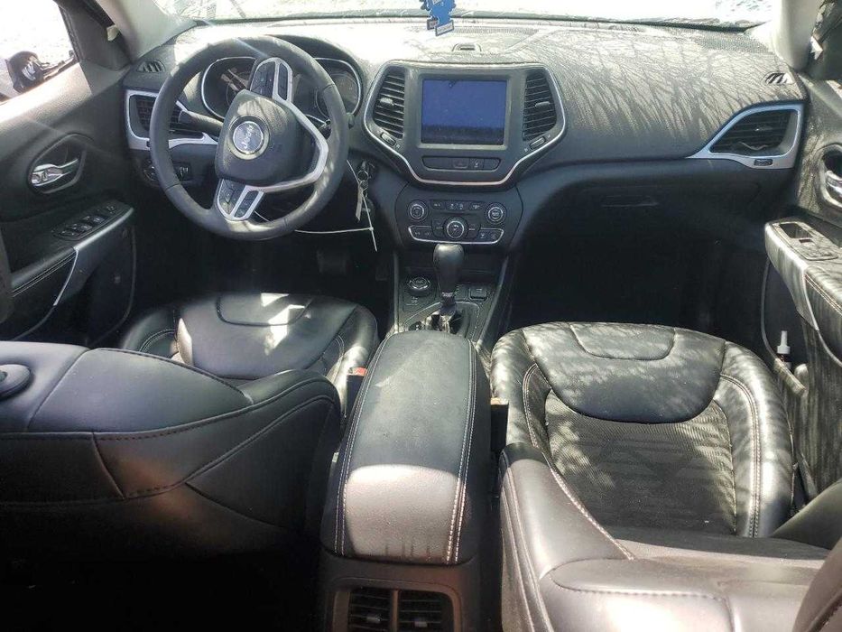 Продам Jeep Cherokee  2022 3.2л 44 ТИС КМ розмитнений у Львові