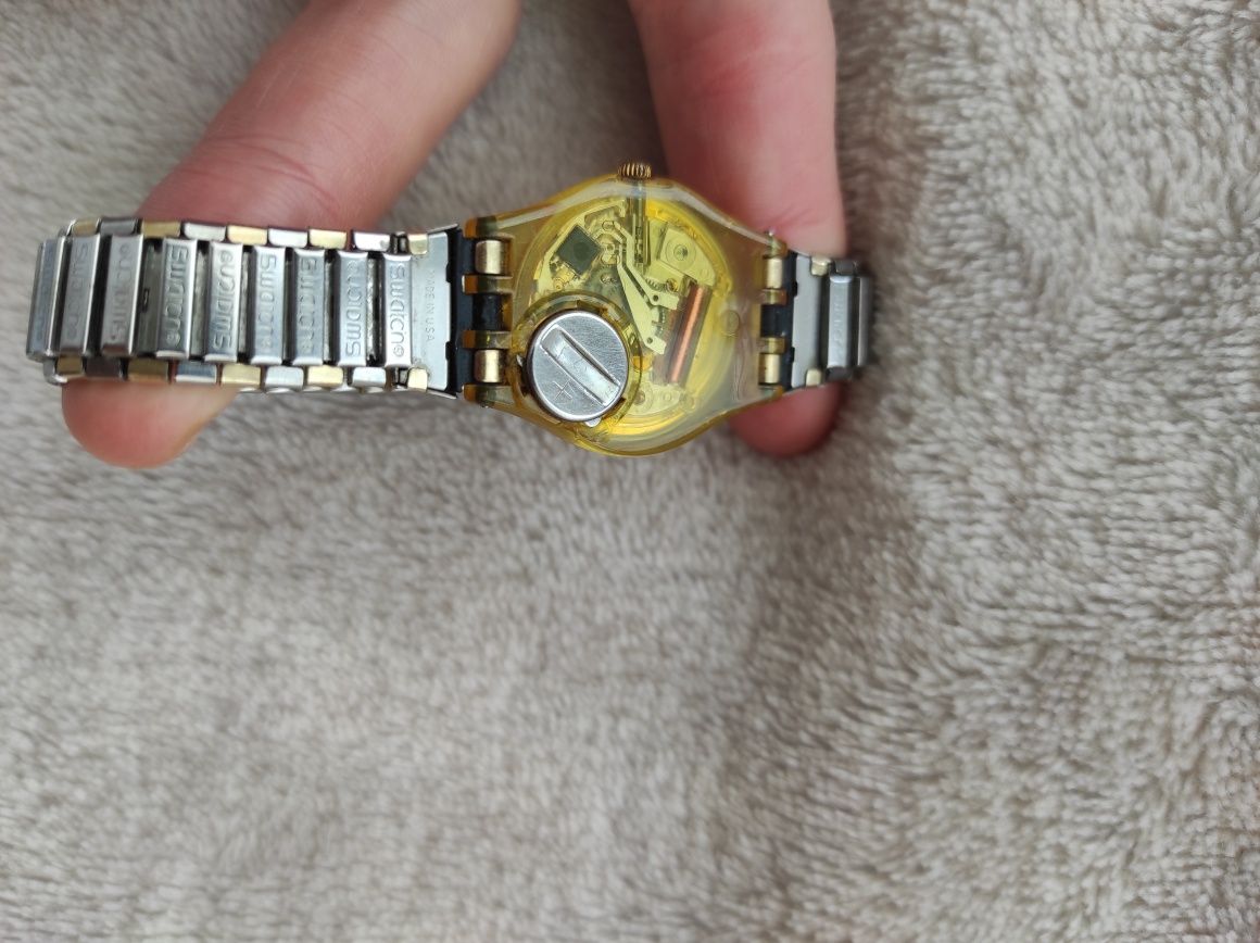 Годинник Swatch made in USA  AG 1993 стан відмінний