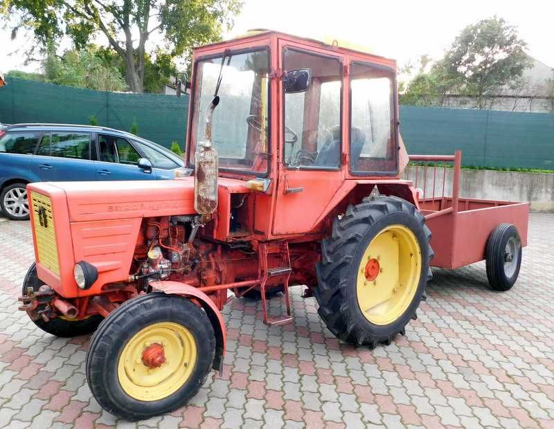 Ciągnik rolniczy Władimirec T25 zarejestrowany + przyczepka + maszt