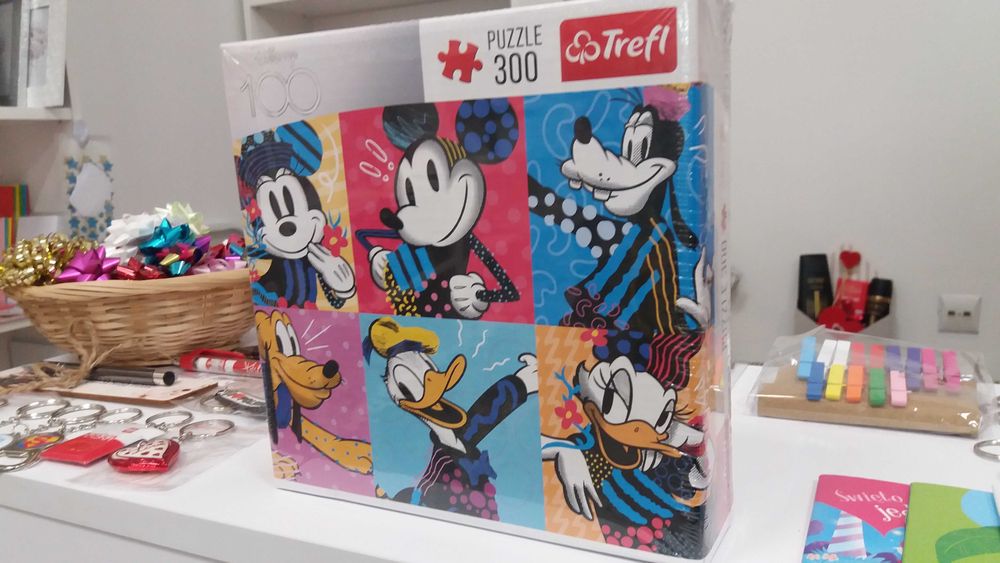 Puzzle - Disney (300 puzzli w zestawie)