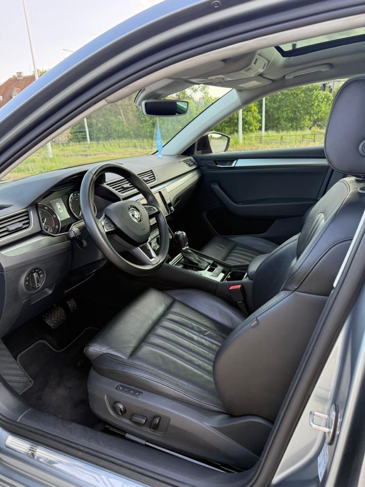 Skoda Superb 2.0 dsg idealny stan bogate wyposażenie