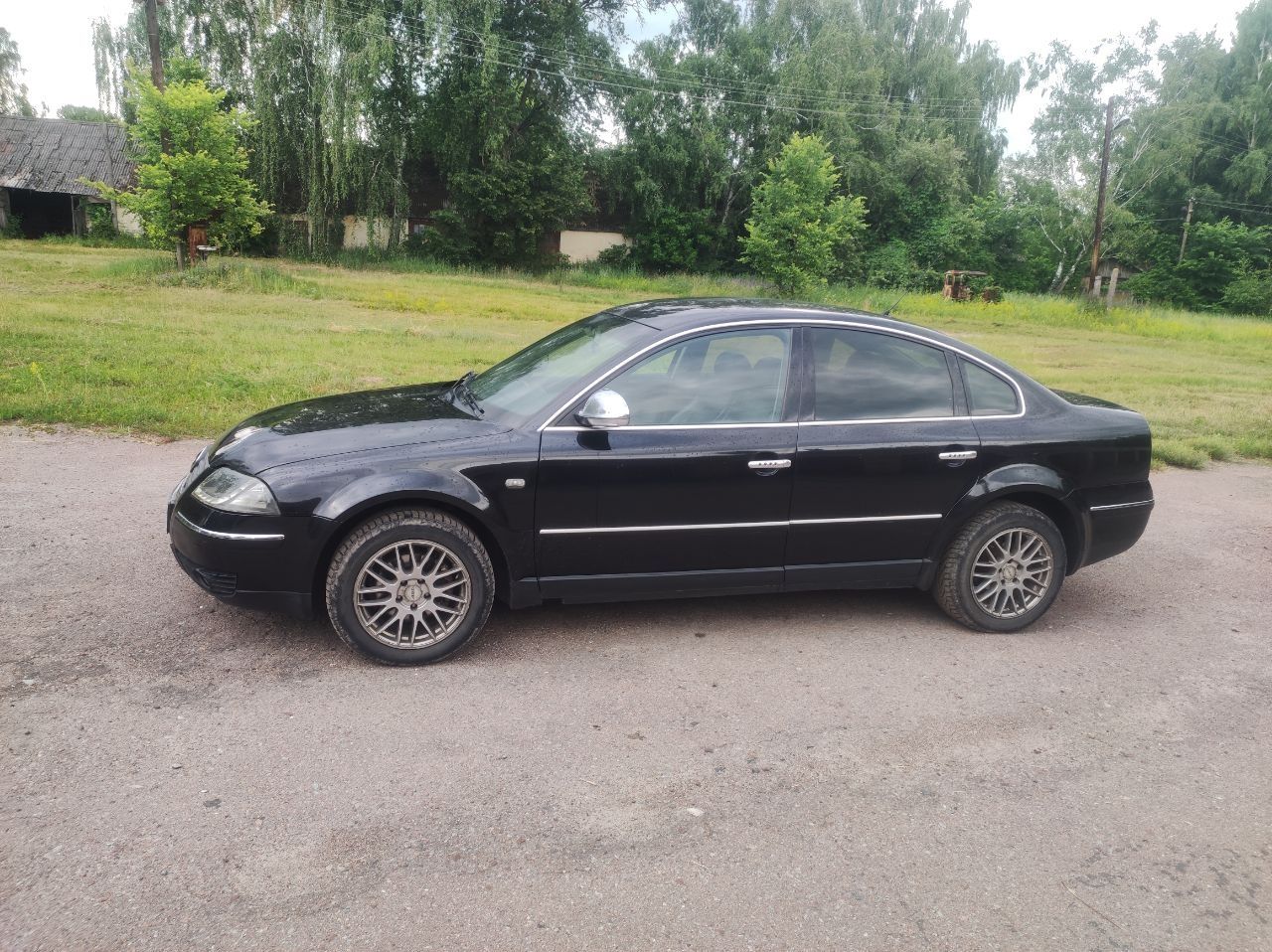 Продам легендарний автомобіль  Volkswagen Passat в гарному стані. 
Вар