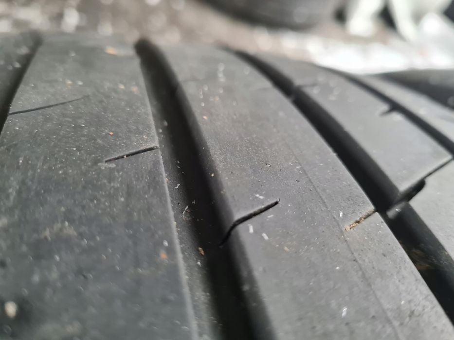 Opony Bridgestone Potenza S001L - 245/40/21 RSC