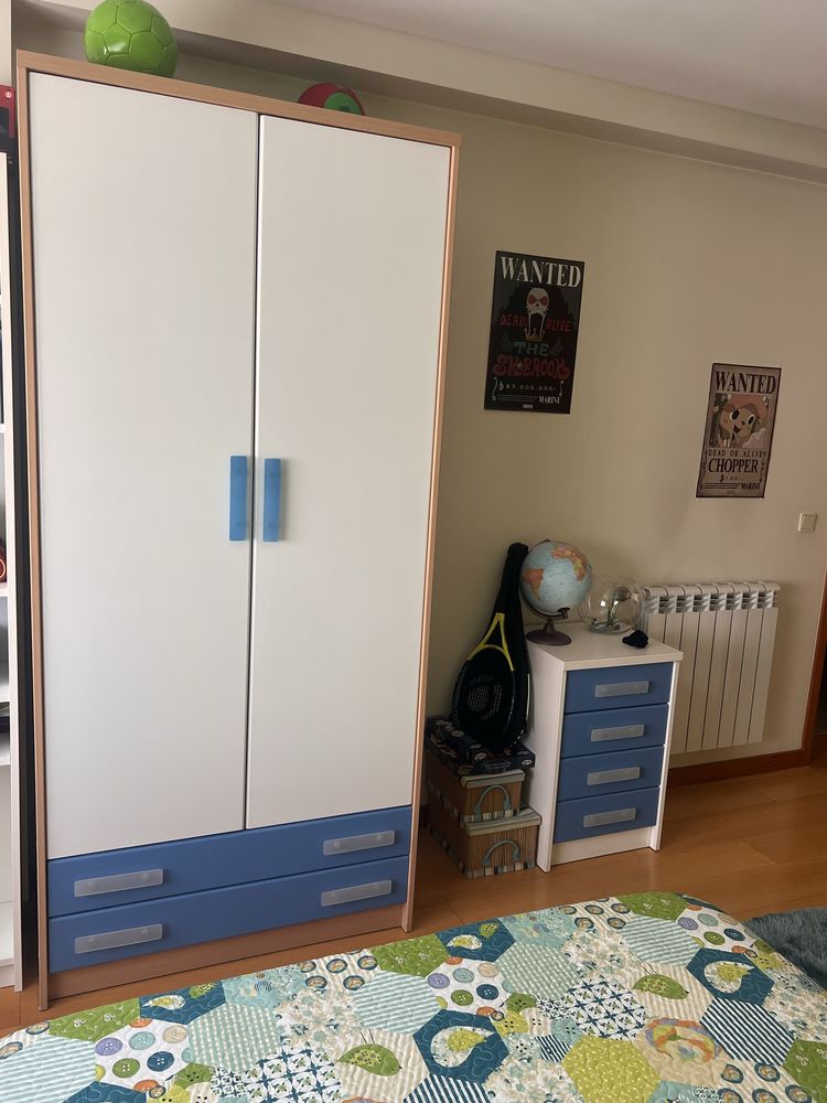 Quarto como novo - vendo só a dinheiro