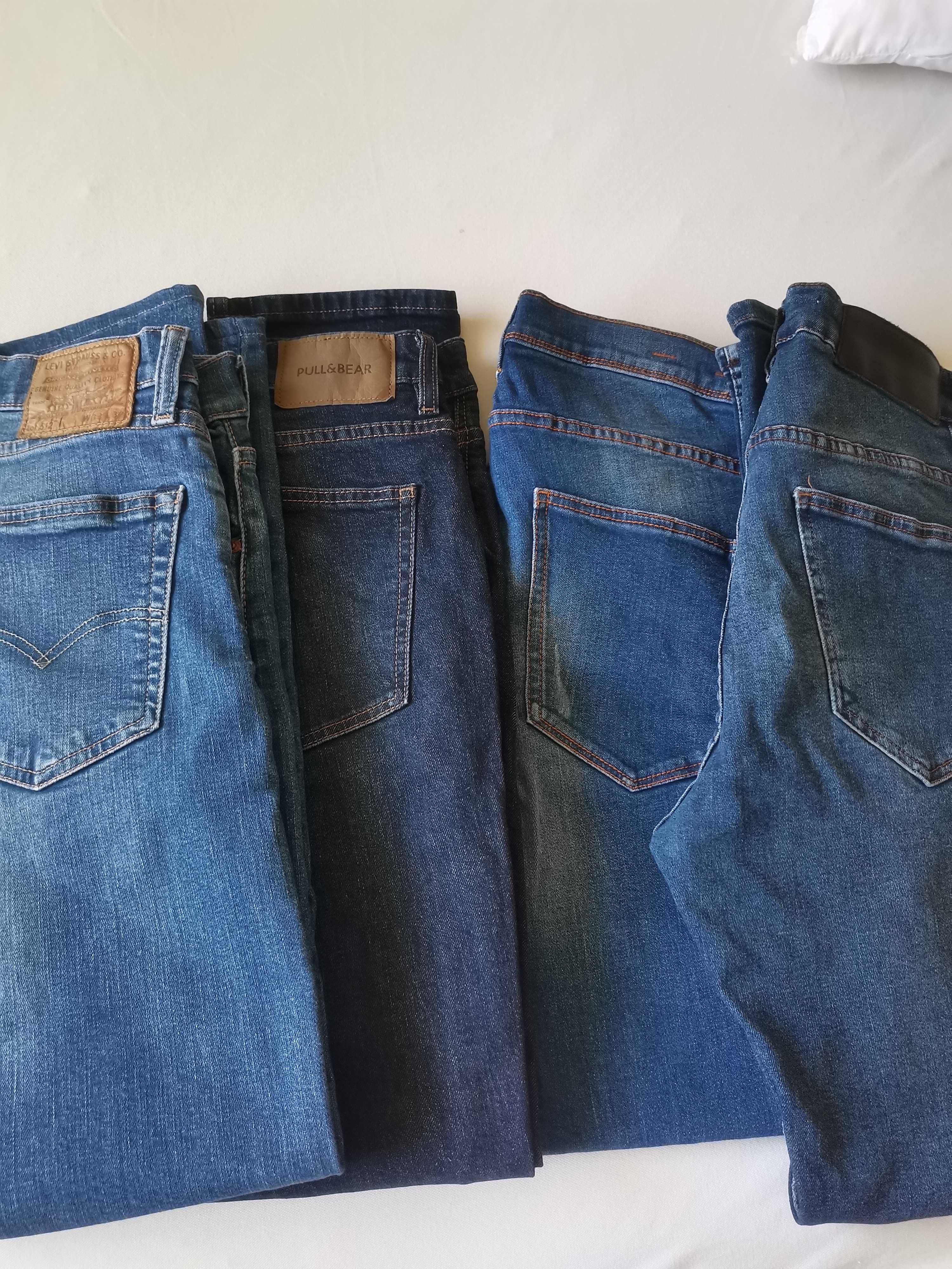 4 Pares de Calças Levi's e Zara