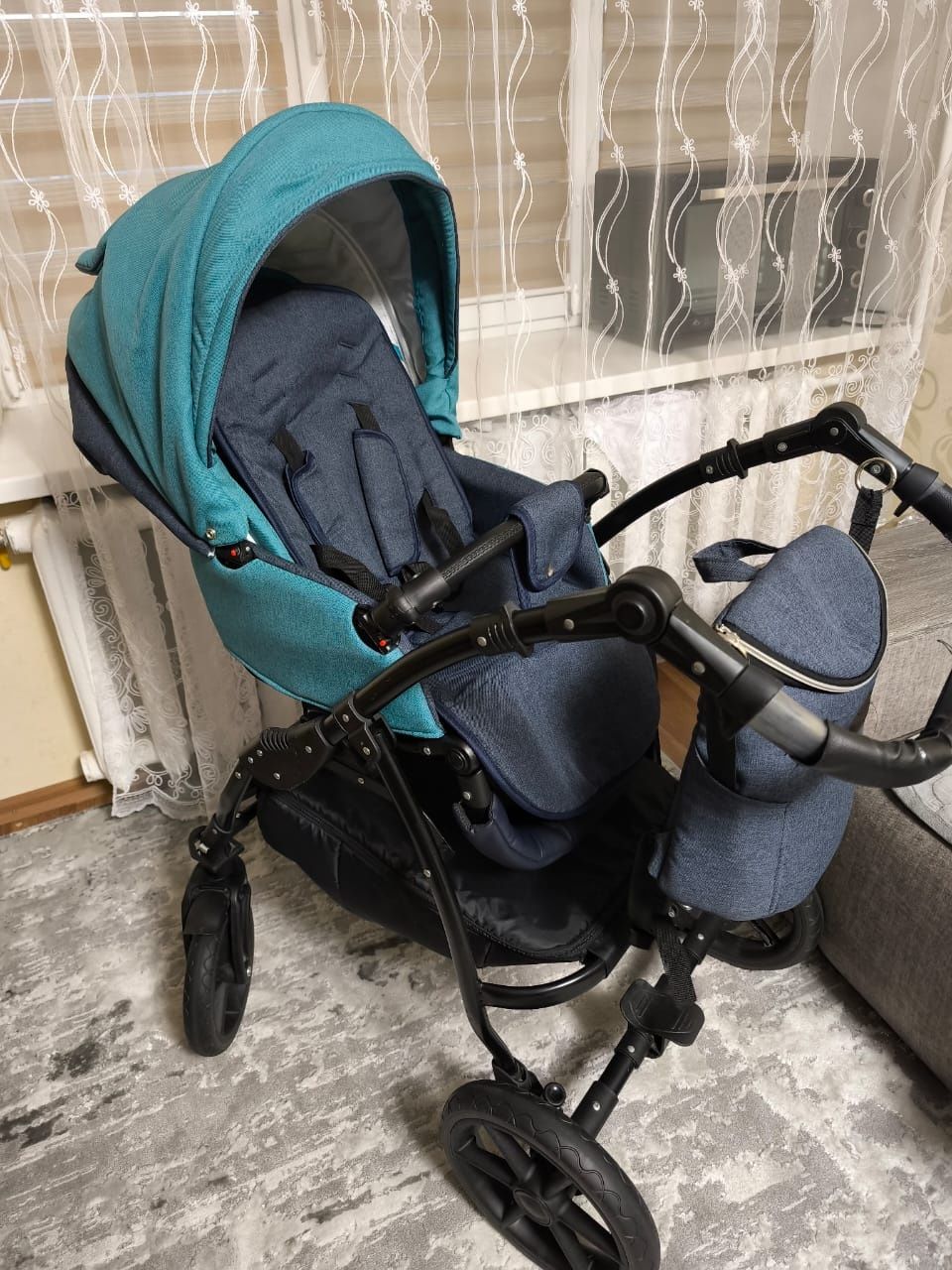 Продам коляску 2в1