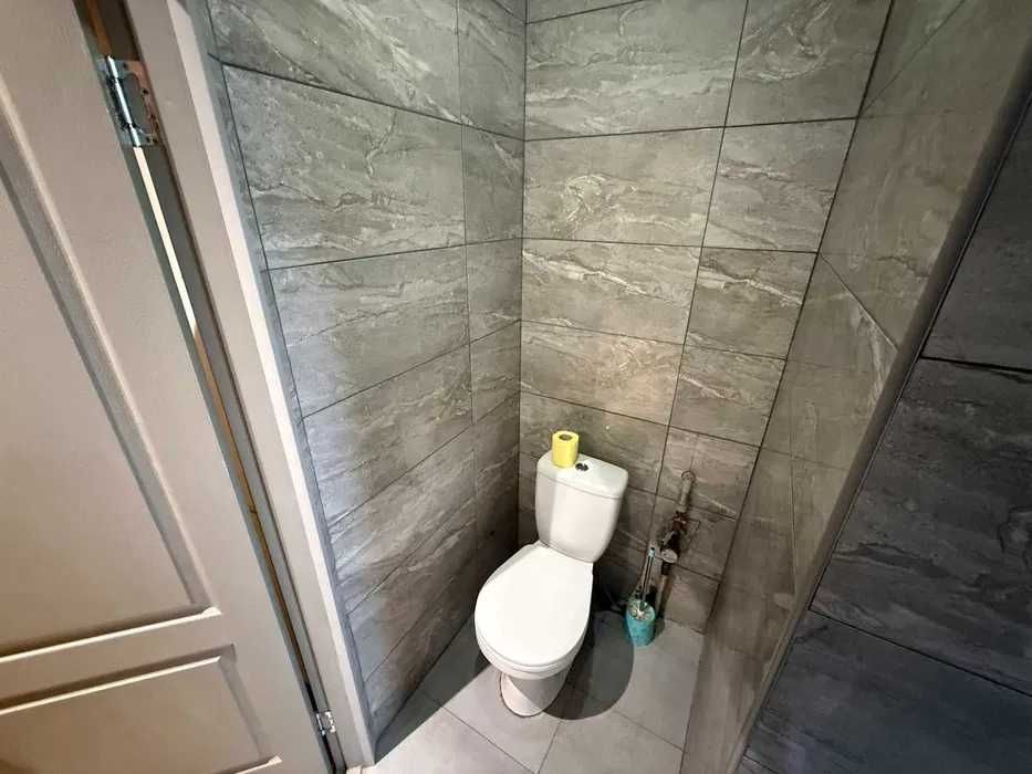 Двокімнатна квартира. Центр. Павленківський парк.