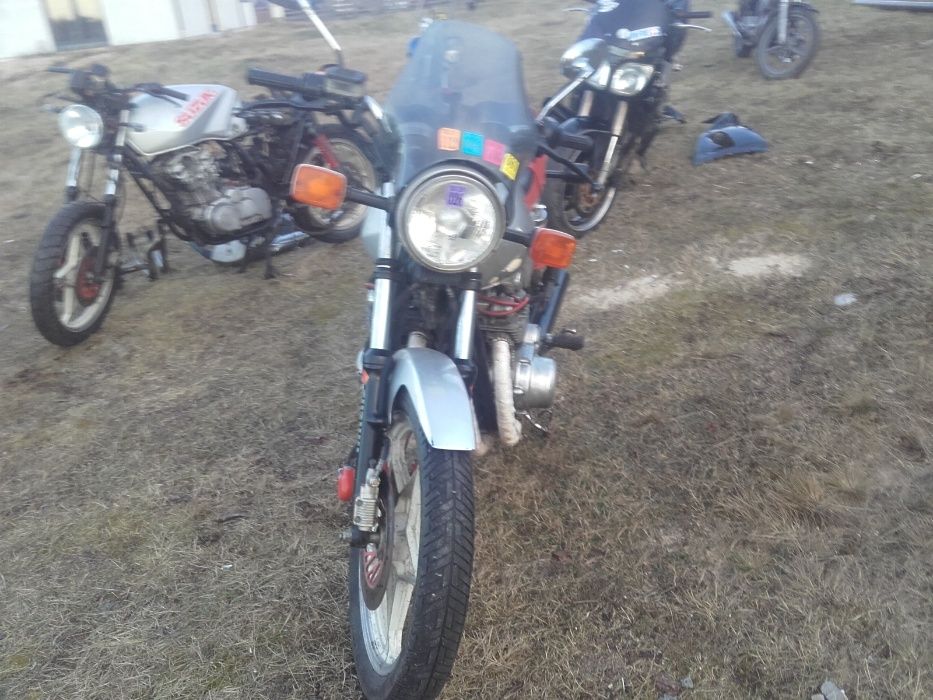 Suzuki gs550 gs 550 silnik lagi moduł felga gaźniki tarcze bak części