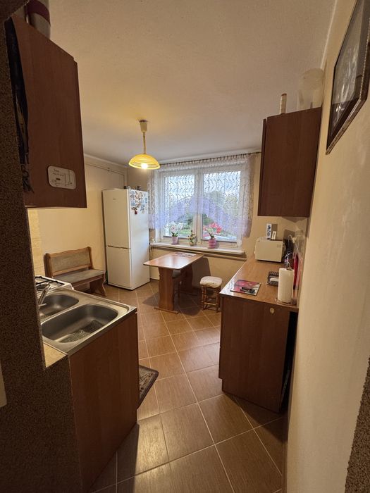 Sprzedam mieszkanie 3 pokojowe w spokojnej okolicy z balkonem