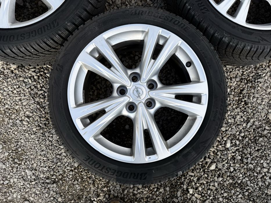 Z21*Zimówki ALU*Opel INSIGNIA"GSi" 235/45/18*DOT2024*5x115*Bridgestone