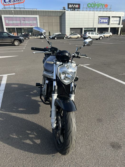 Yamaha fz6n 2008 рік