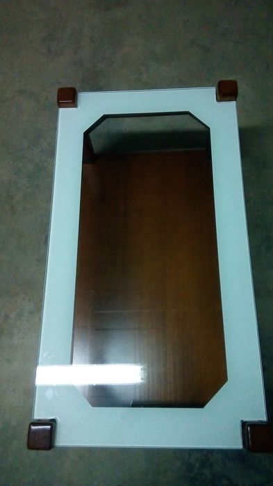 Mesa de centro e de apoio