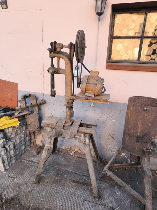 Stara wiertarka. PRL