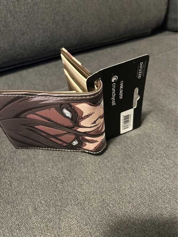 Attack on Titan Portfel