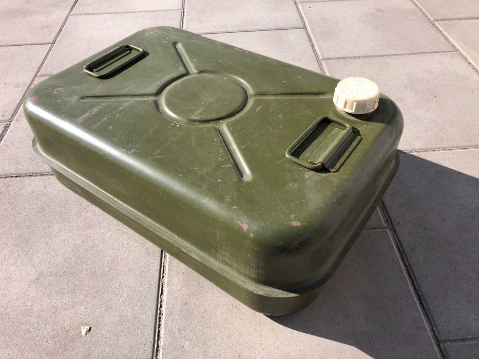 Канистра металлическая 40 литров (Б.У)