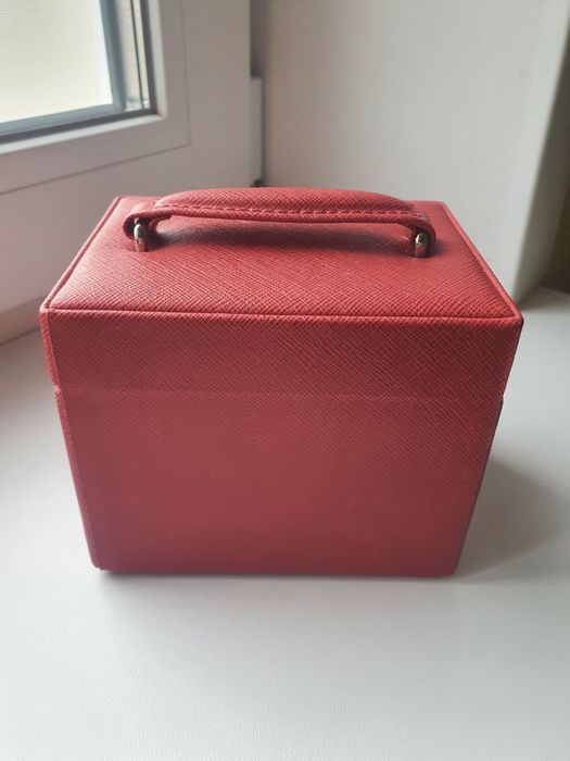 Скринька для прикрас