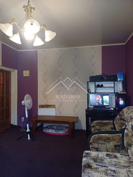 Продаж 2 кімн. сталінки по вул. Дишинського