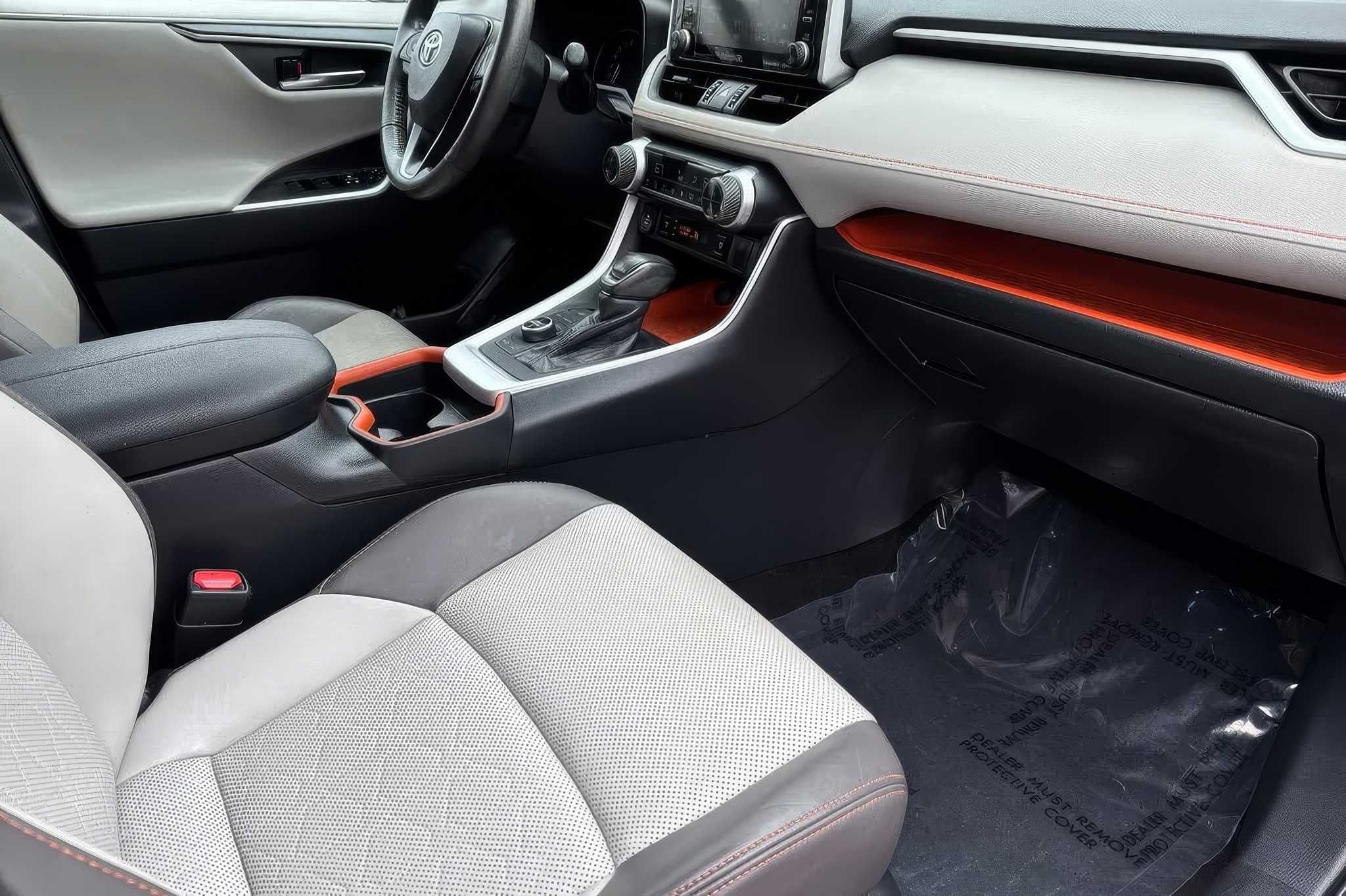 2019 Toyota RAV4 Adventure