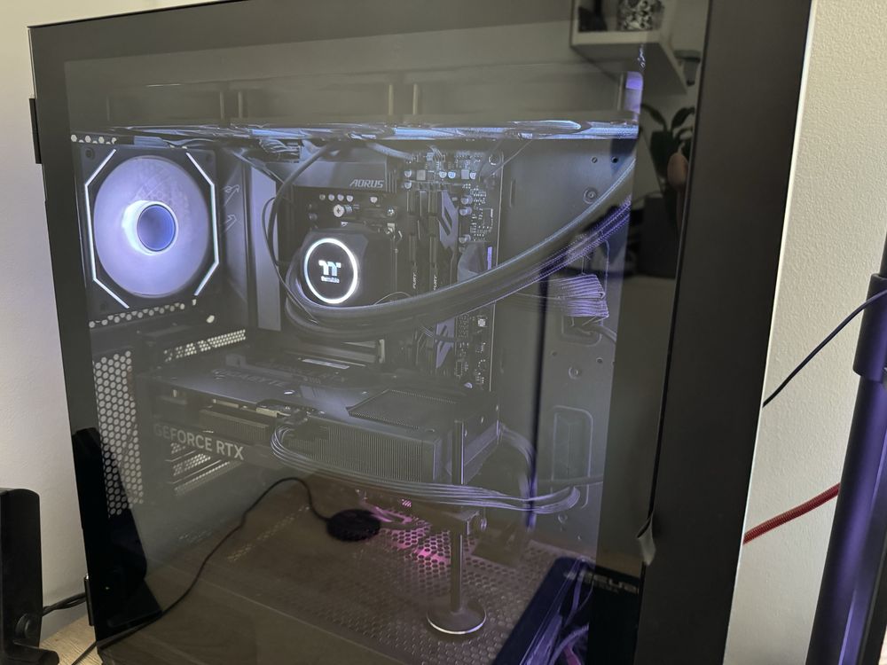 Komputer PC do gier RTX 4070, R7600X, 32 GB RAM