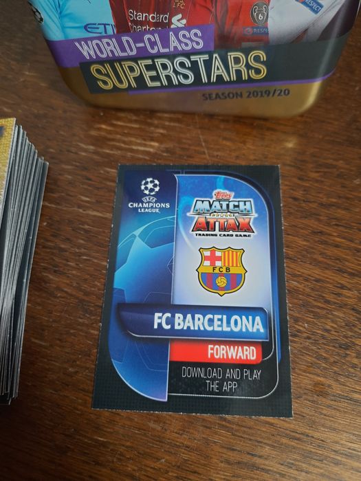 Zestaw kart kolekcjonerskich topps match attax Leo messi limited editi