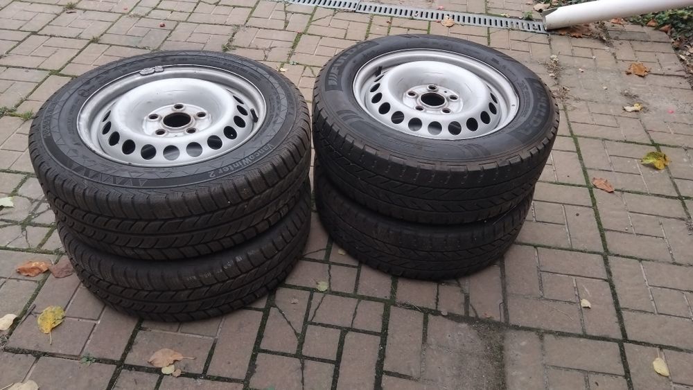 Продам зимову гуму з дисками