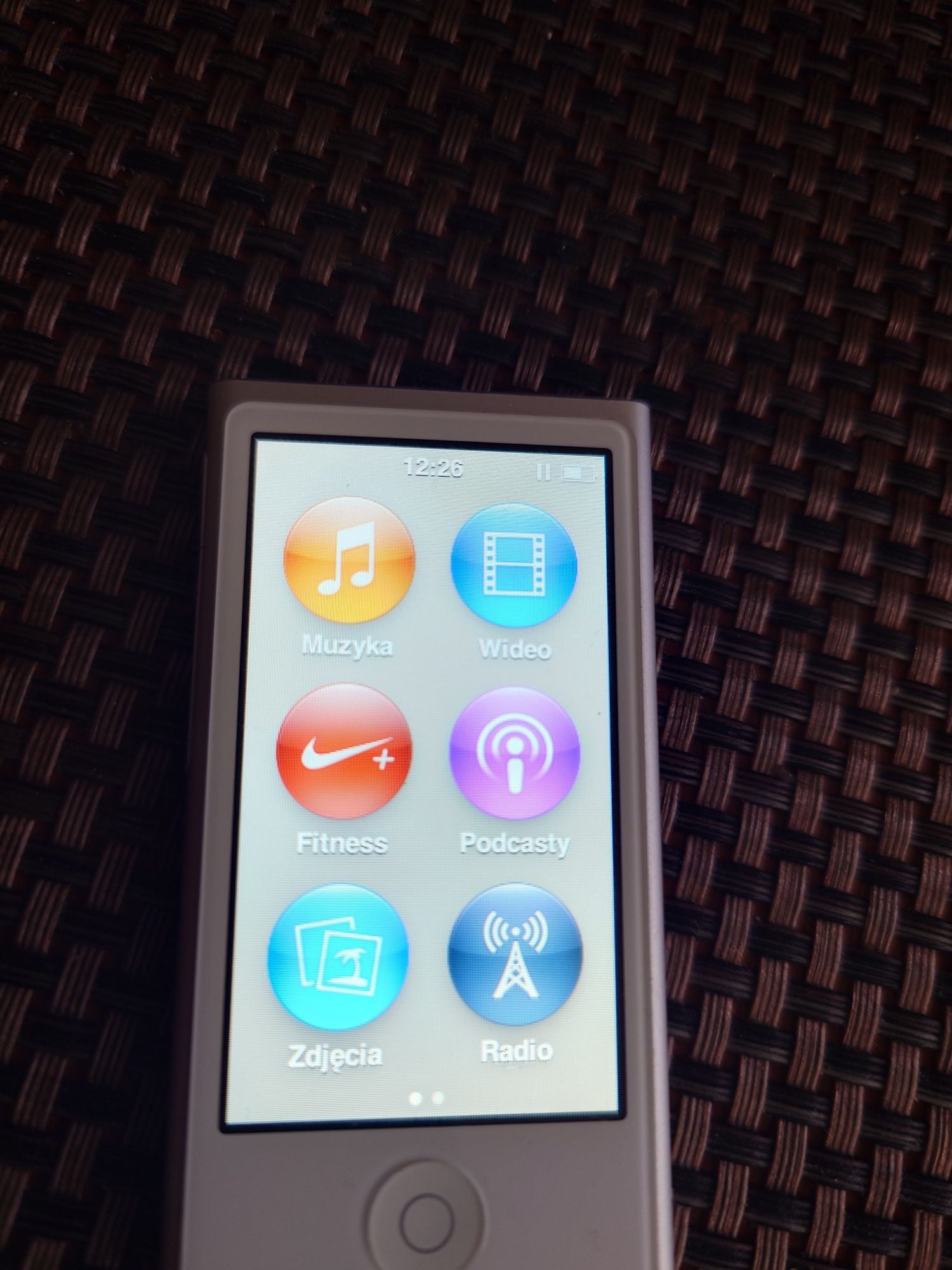 iPod nano 16 GB A 1446