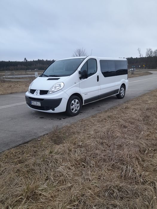 Renault Trafic 2013r 9 osobowy