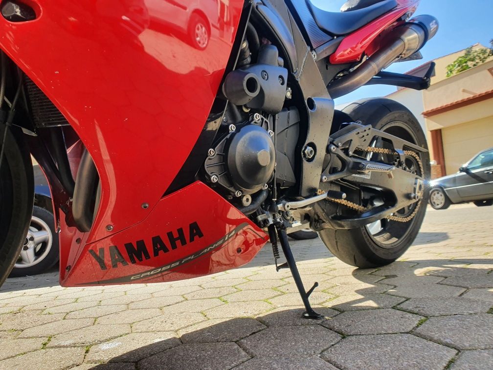 Yamaha R1 2014. 12000€