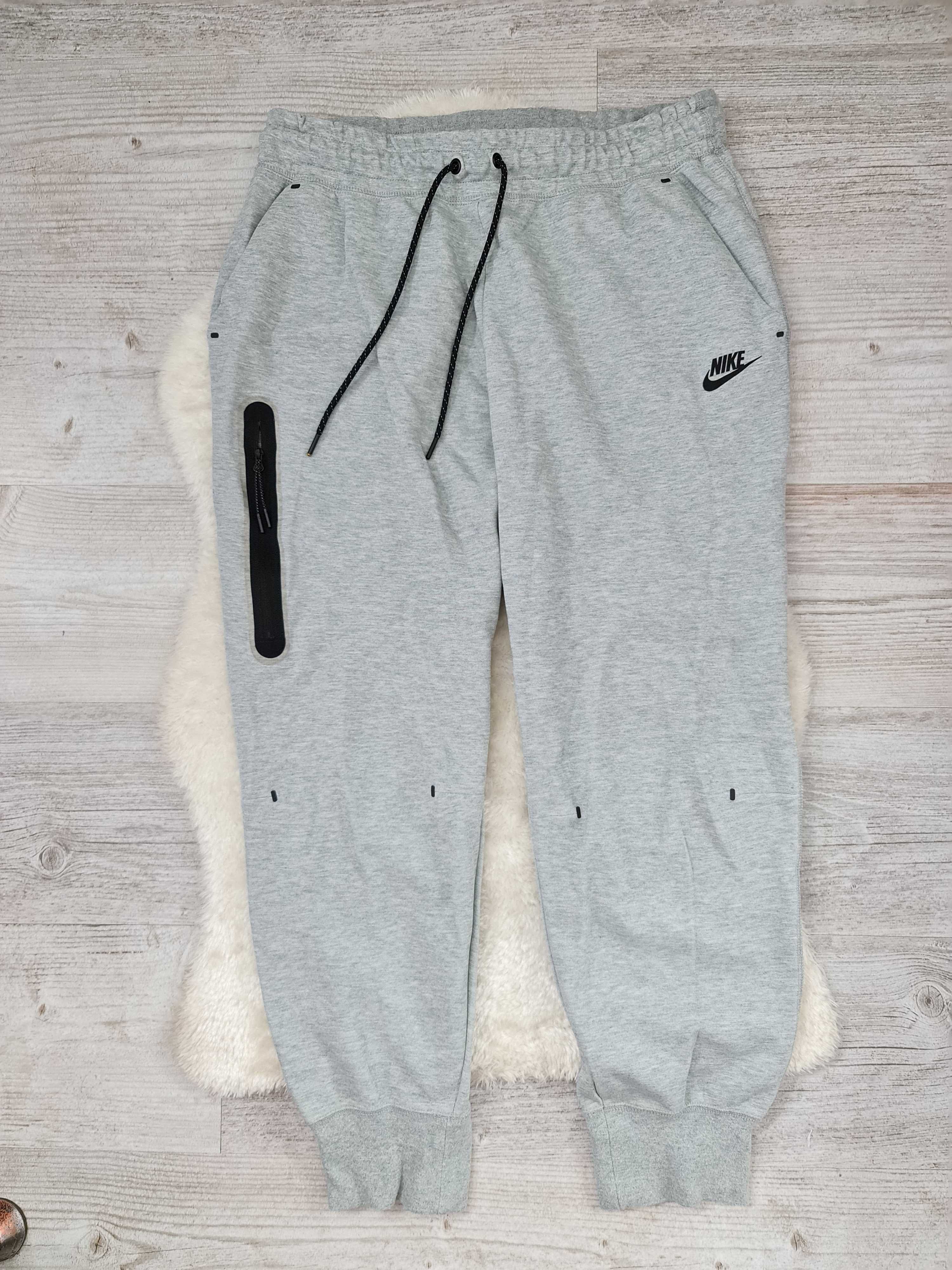 Spodnie Dresowe Nike tech fleece Rozmiar L Szare Swoosh Dres , Dresy