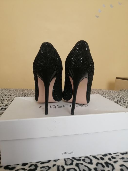 Продам жіночі туфлі