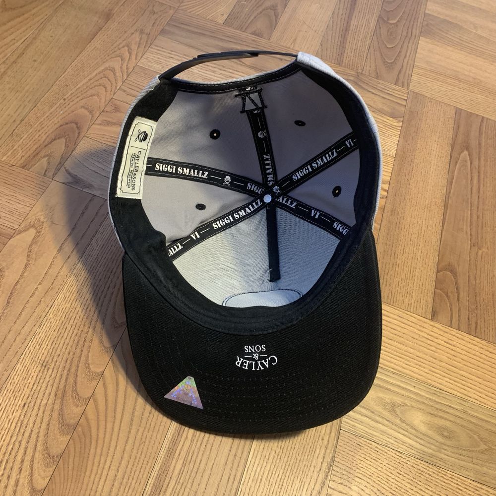 Czapka z daszkiem typu snapback Cayler & Sons