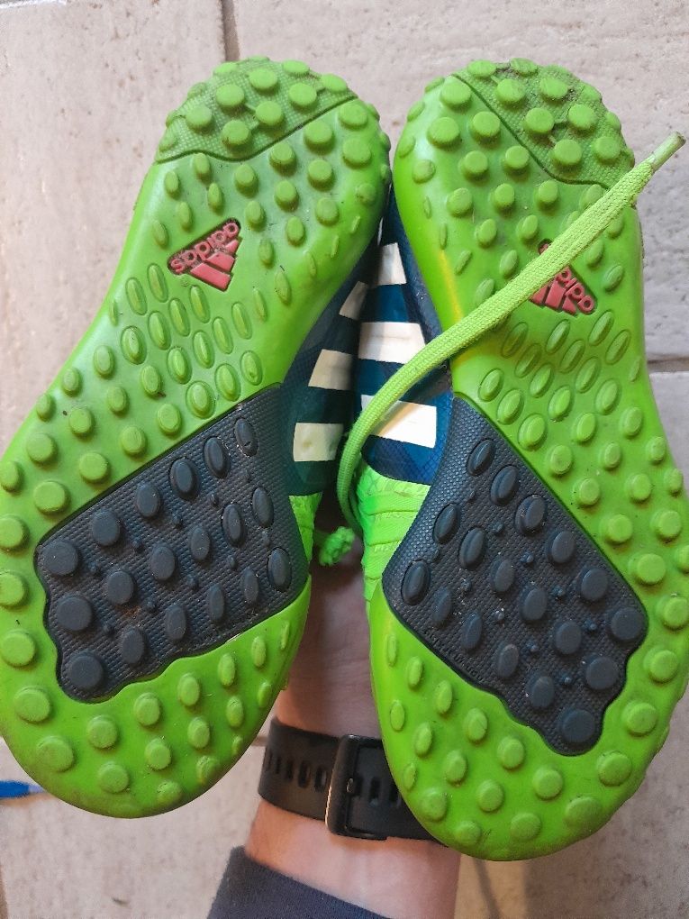 Buty piłkarskie halówki turfy Adidas dla dzieci