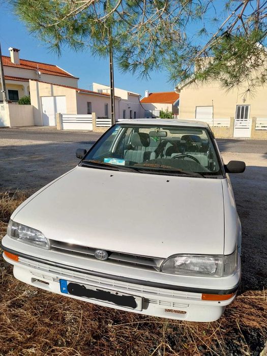Toyota Corolla silver line