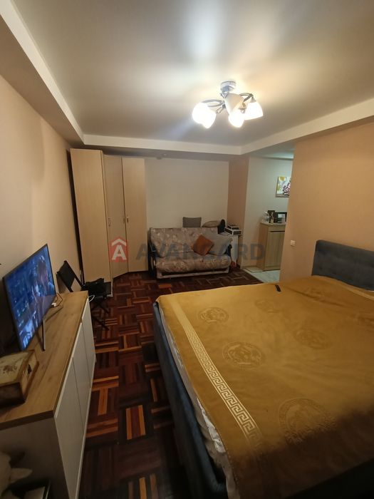 У продажу 2-шка на Космосі ціна подарунок!