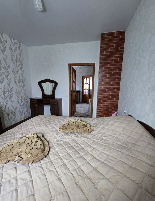 Можна по програмах! Продаж будинку з ремонтом в с.Шамраївка